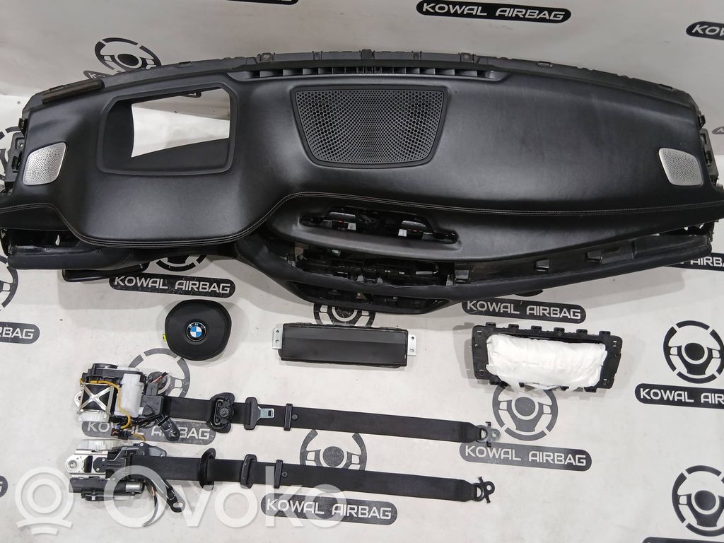 BMW 7 G11 G12 Turvatyynysarja paneelilla 