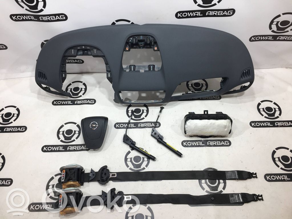 Opel Mokka Oro pagalvių komplektas su panele 