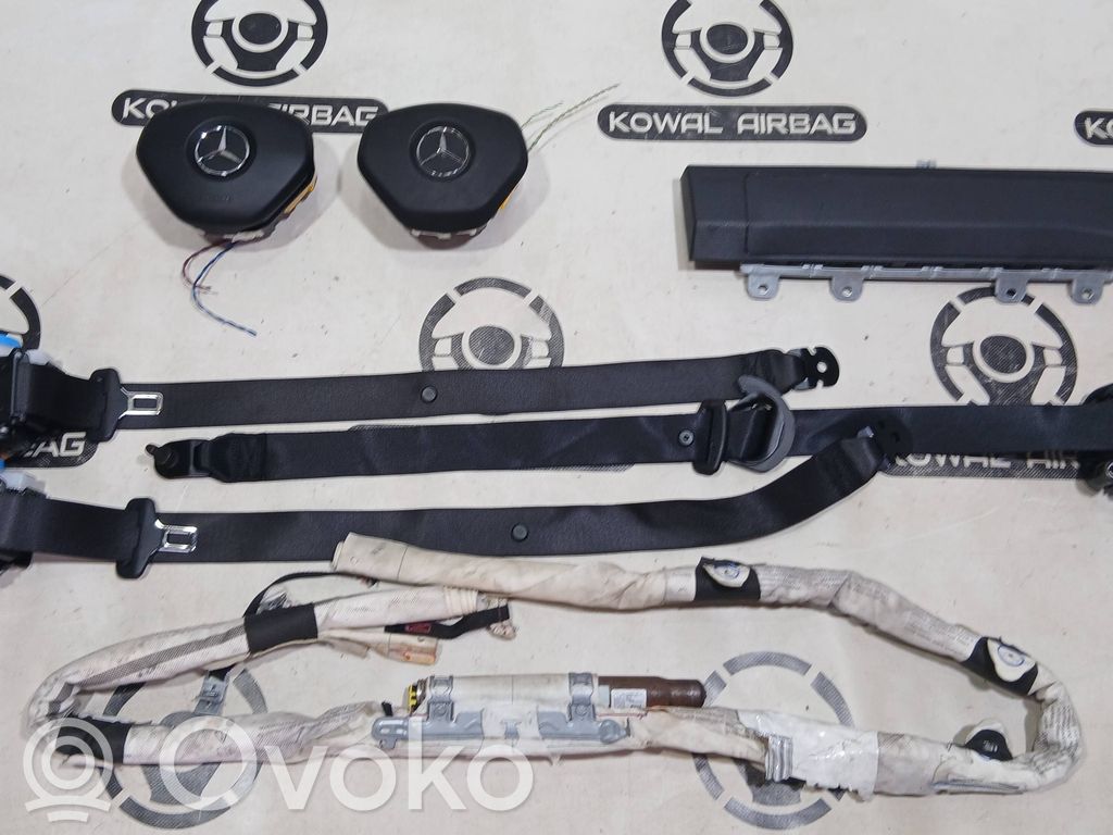 Mercedes-Benz GLA W156 X156 Poduszka powietrzna Airbag chroniąca kolana 