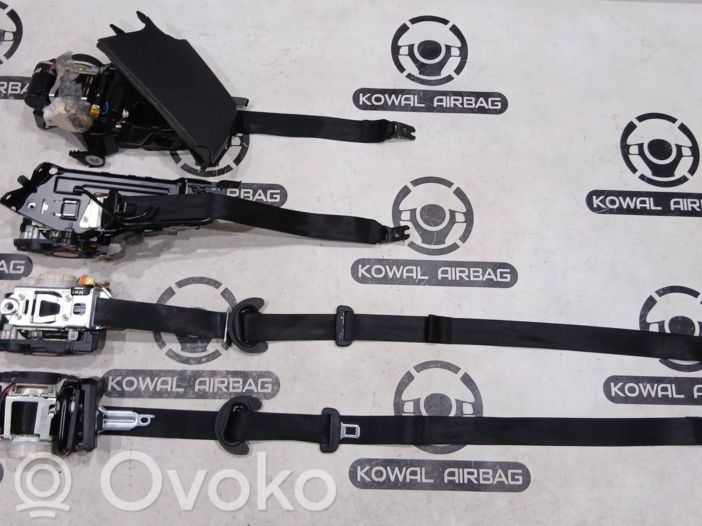 Audi Q8 Cinturón delantero 