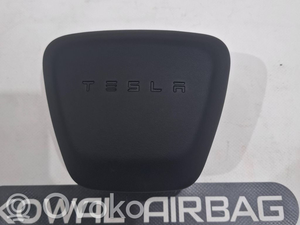 Tesla Model S Ohjauspyörän turvatyyny 