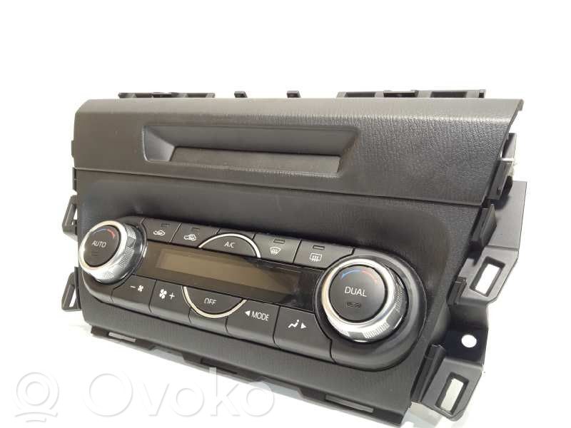 Mazda 3 III Climate control unit 