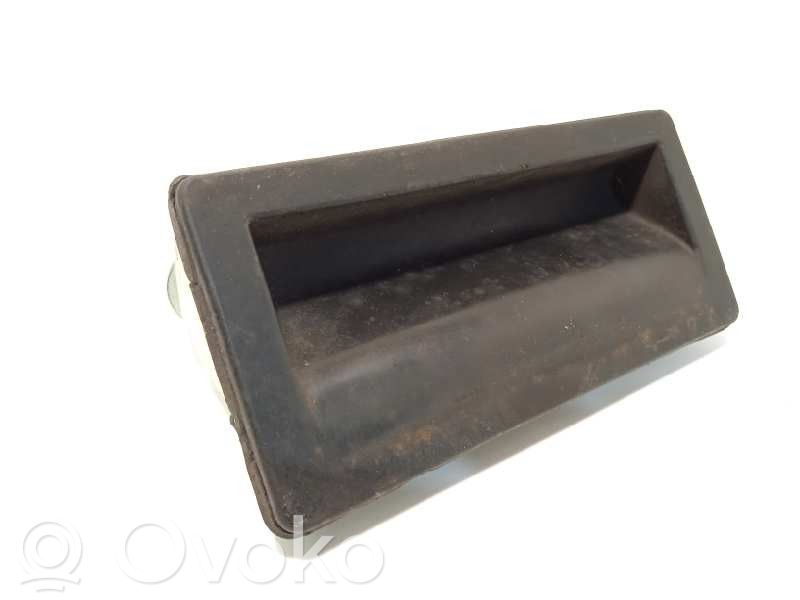 Manecilla externa puerta trasera   5N0827566