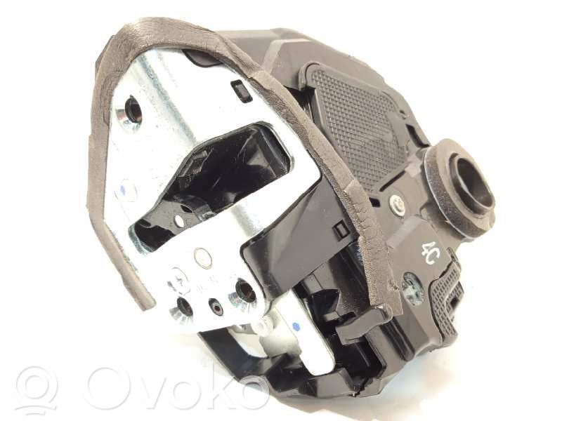 Toyota Auris E180 Rear door lock 