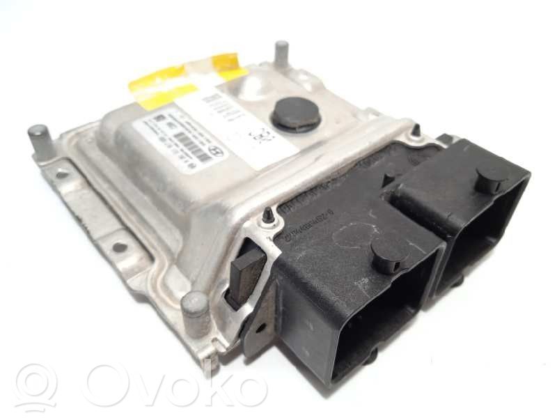 Hyundai i30 Engine control unit/module 