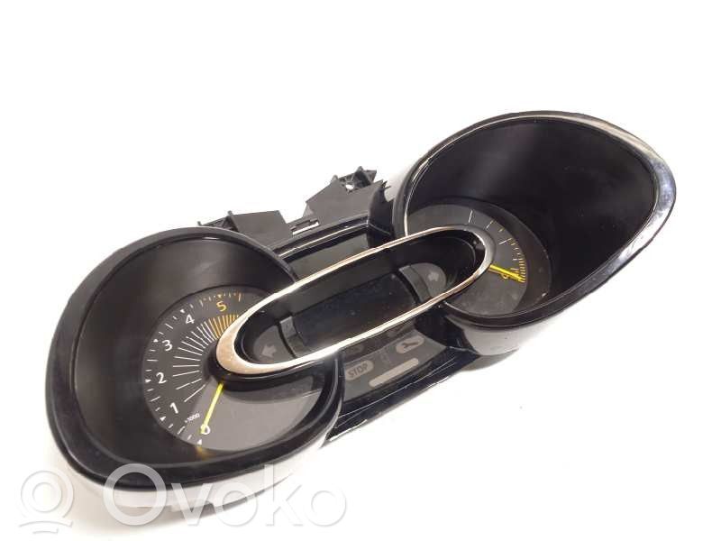 Renault Clio IV Speedometer (instrument cluster) 