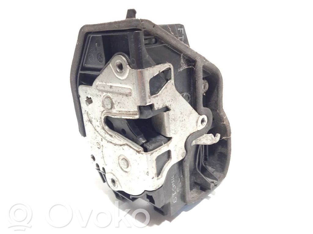 BMW 5 E60 E61 Etuoven lukko 