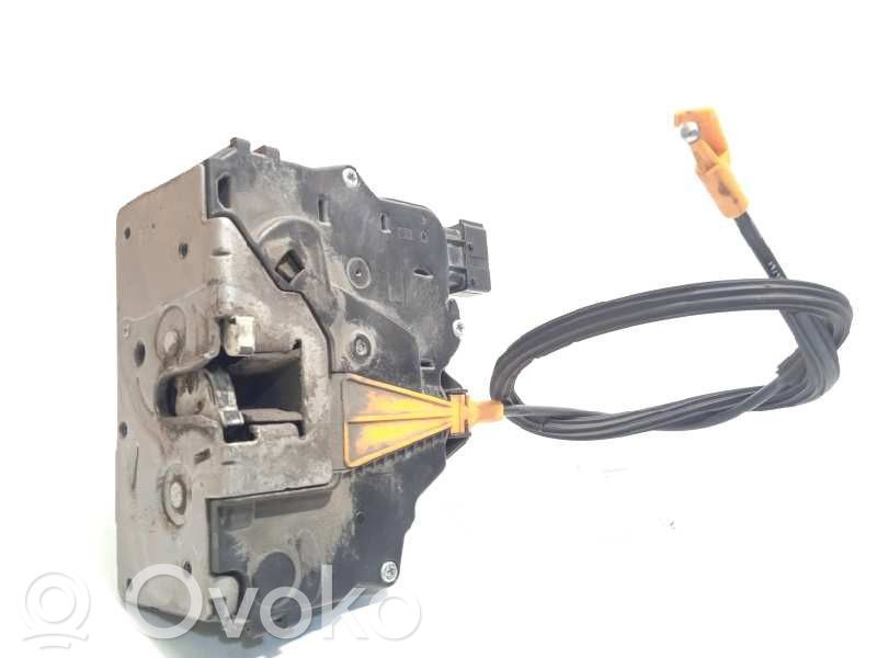 Front door lock   13431841