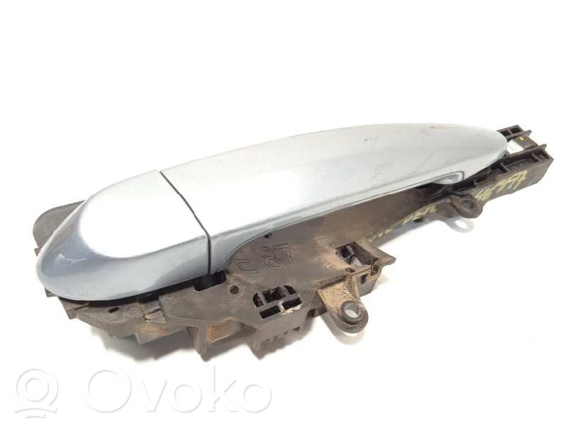 Manecilla externa puerta trasera   51217060652,51217200936