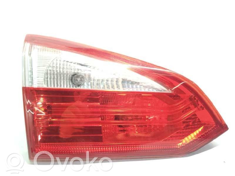 Ford Focus Etuajovalon polttimo 