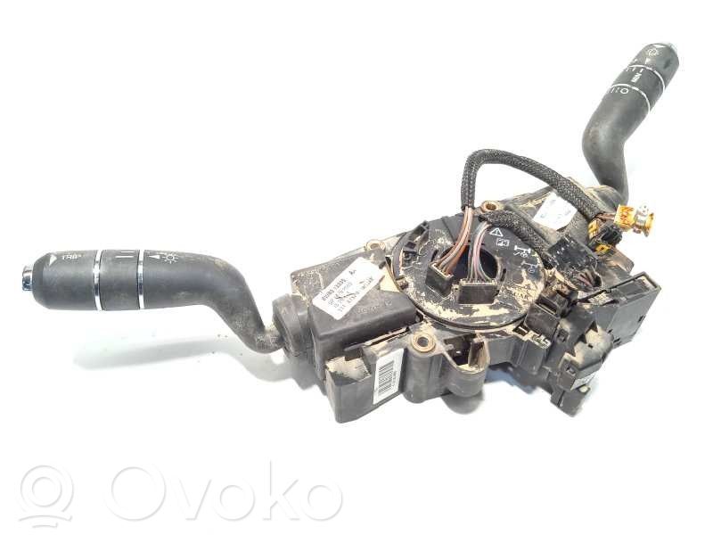 Leva indicatori   8W8313N064D