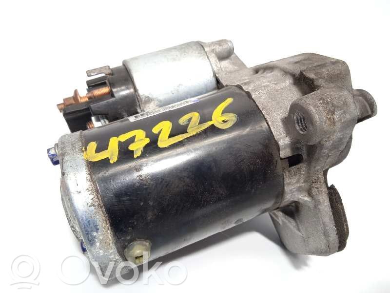 Motor de arranque   233000779R,M000T46572ZT
