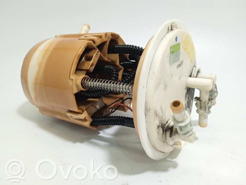 Bomba interna de combustible   42081AG110