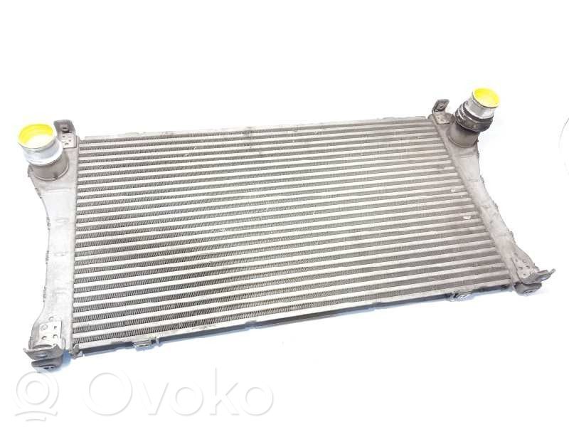 Toyota Avensis T270 Radiatore intercooler