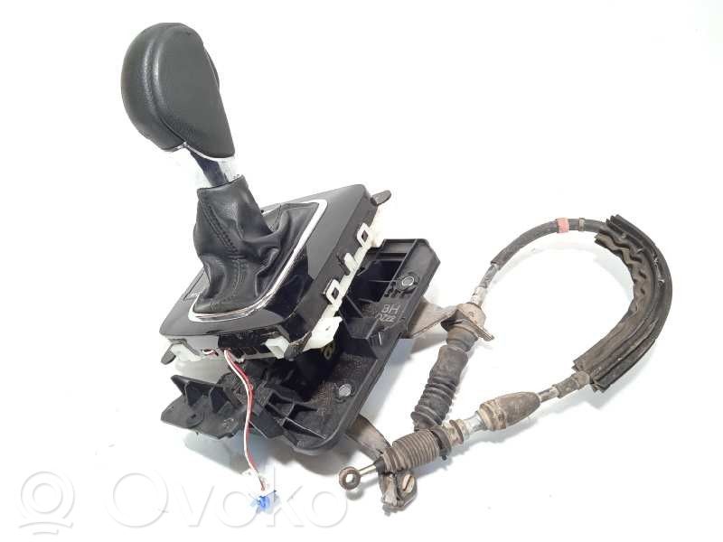 Subaru Outback (BS) Palanca de cambios 