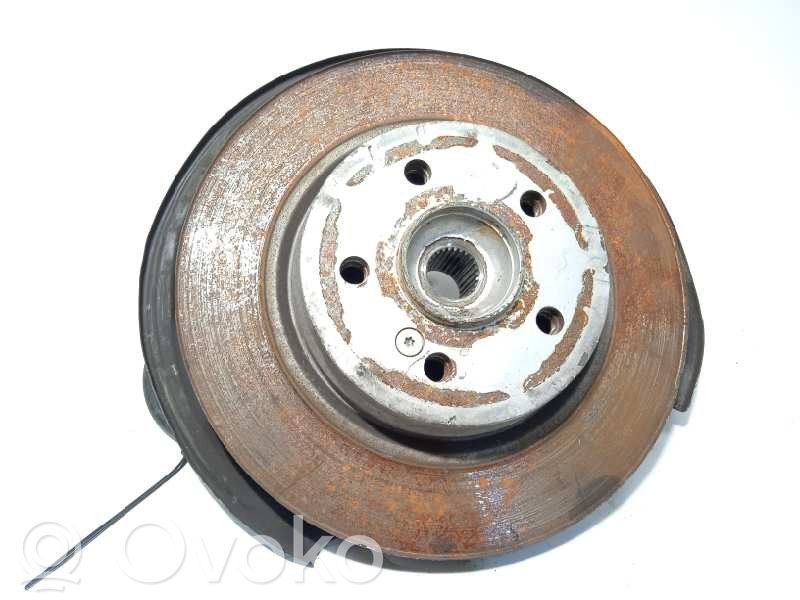 Mercedes-Benz C W204 Fuso a snodo con mozzo ruota posteriore