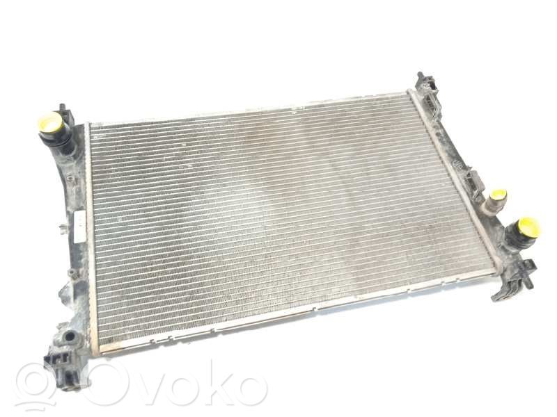 Opel Combo E Coolant radiator 