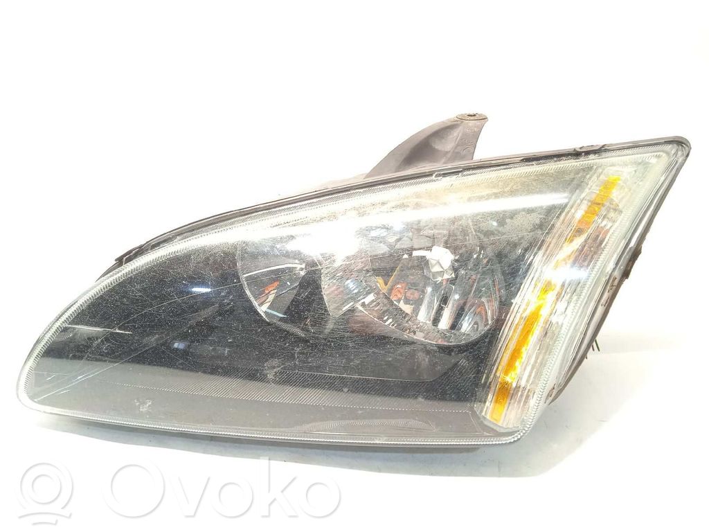 Ford Focus Headlight/headlamp 