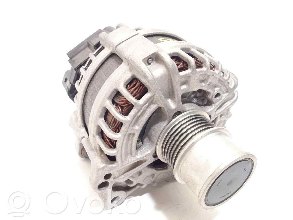 Volkswagen Polo VI Alternator 