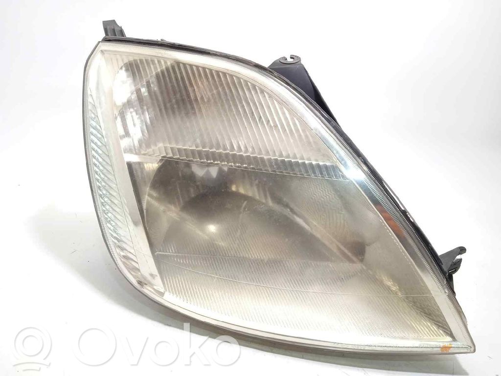 Ford Fiesta Headlight/headlamp 