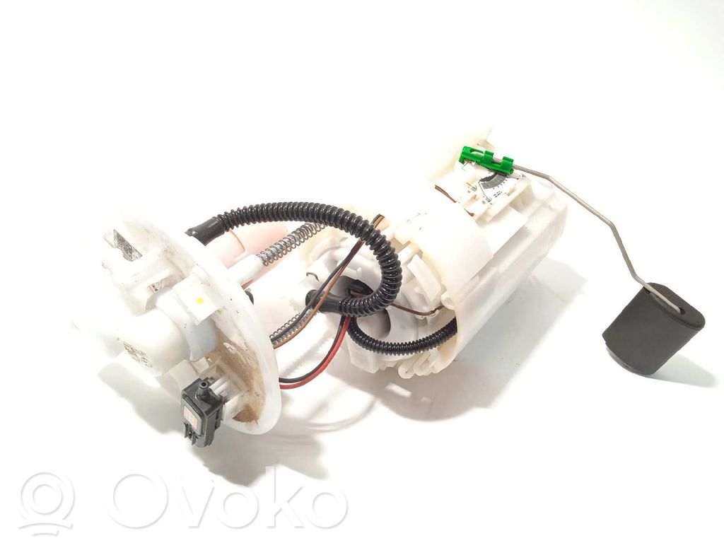 KIA Xceed Bomba interna de combustible 