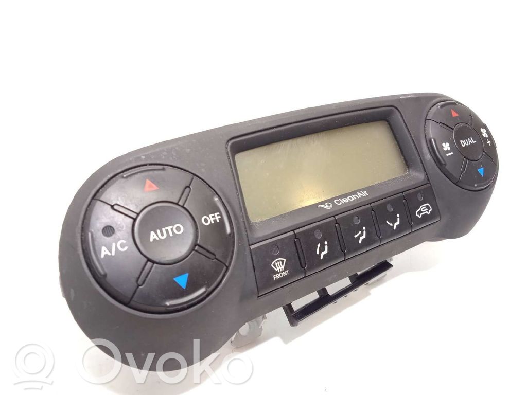 Hyundai ix35 Unitate control climatizare 