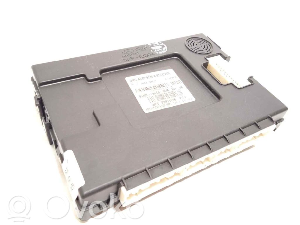 KIA Rio Door control unit/module 