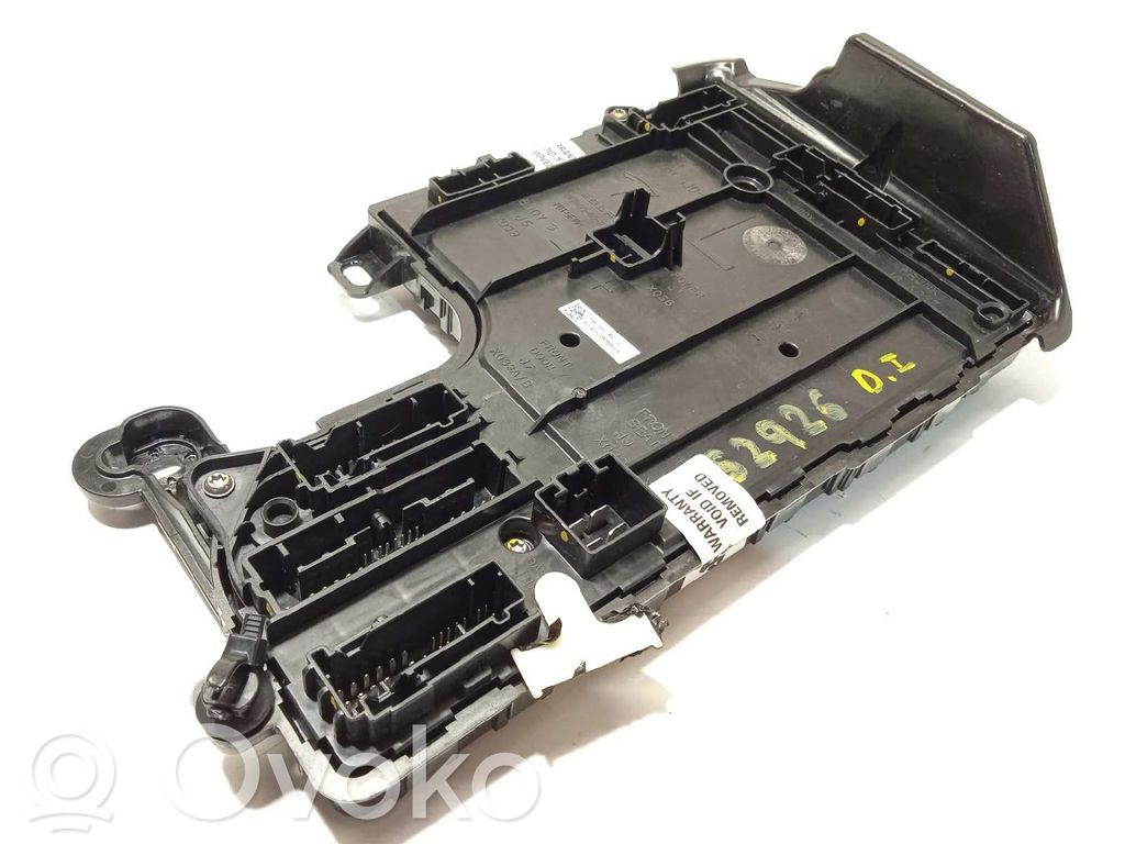 Tesla Model S Durų elektronikos valdymo blokas 