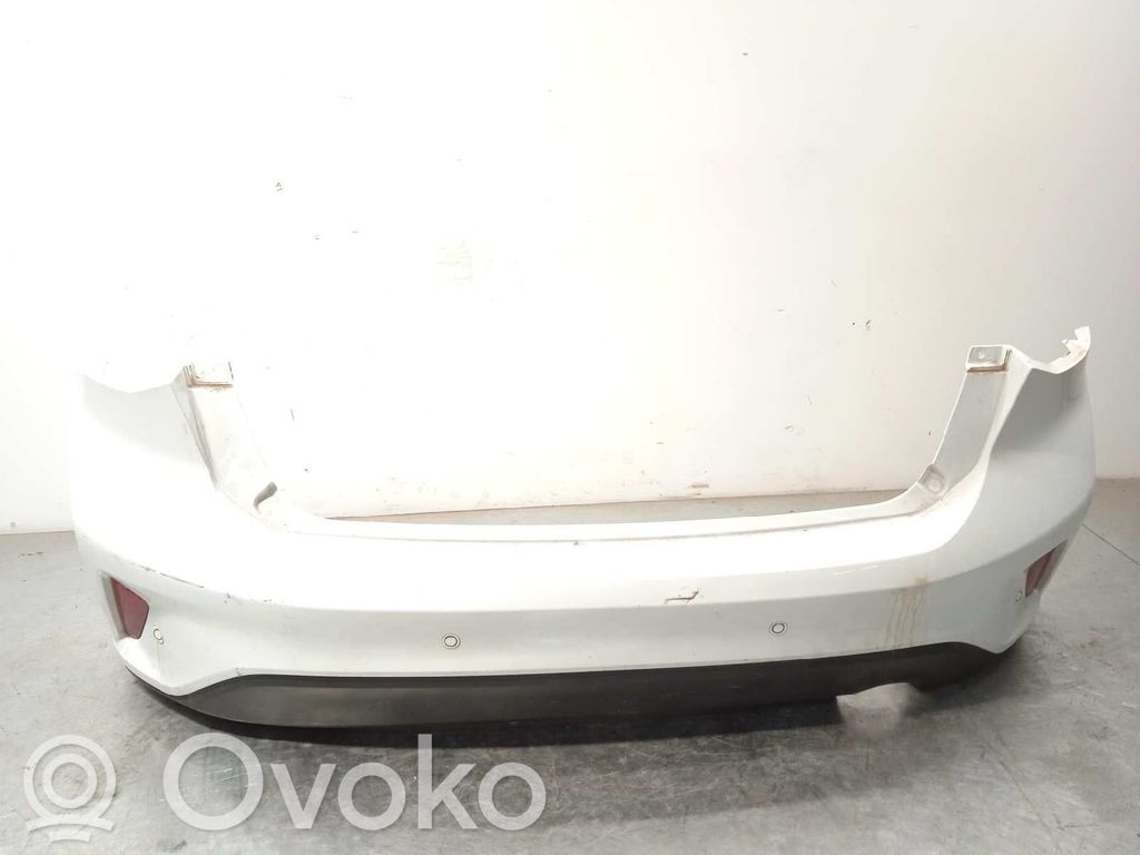 Ford Focus Galinis bamperis 