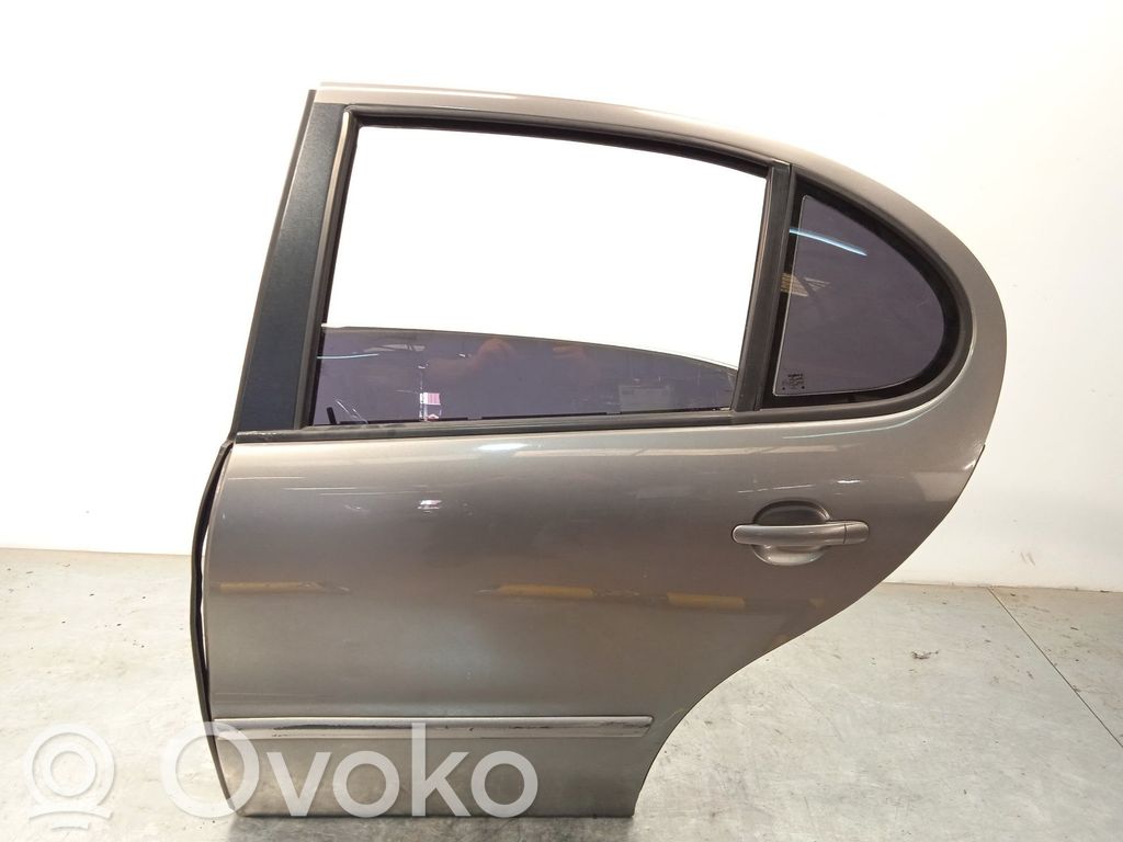 Seat Leon (1M) Puerta trasera 