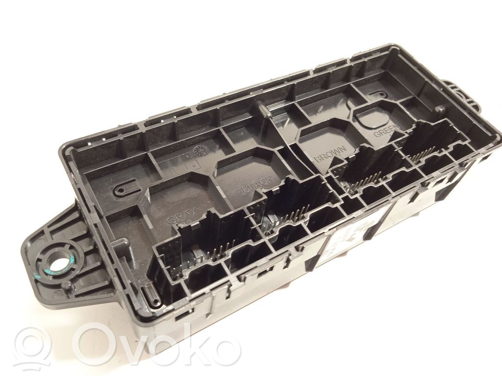 Sonstige Steuergeräte / Module   10699400