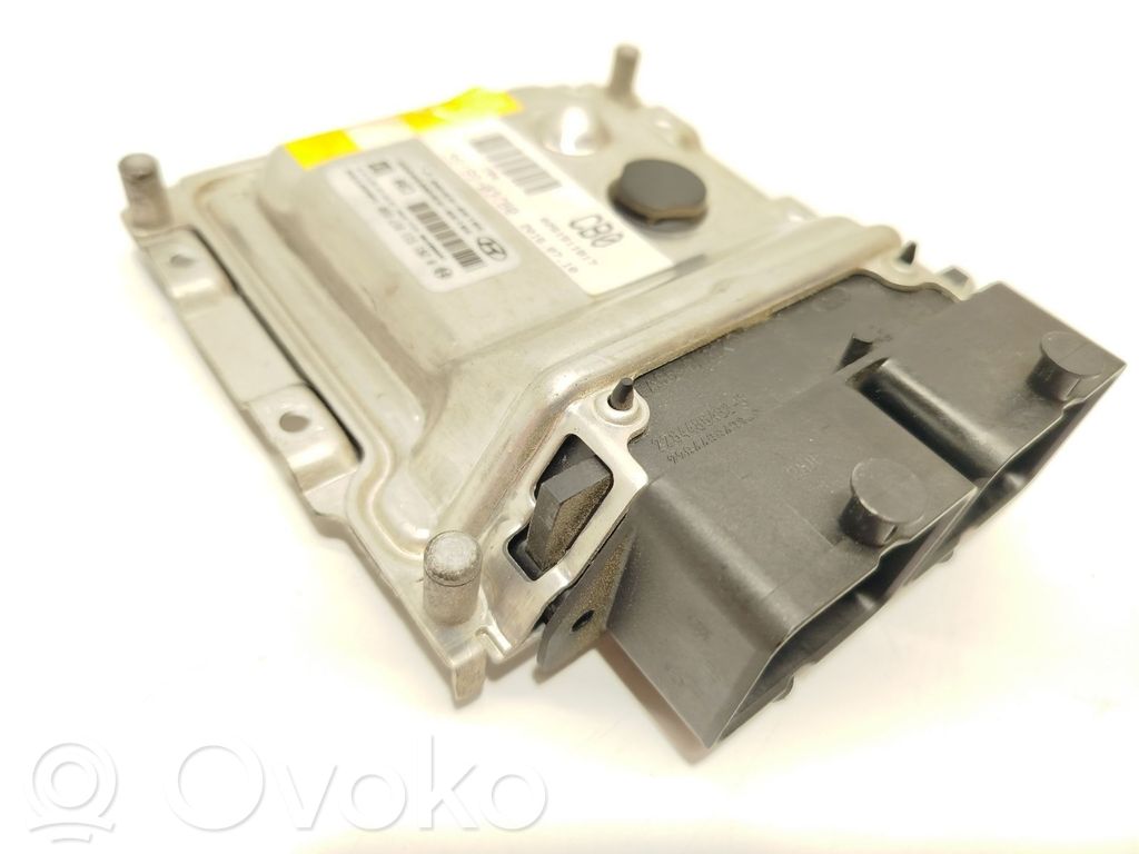 Hyundai i30 Engine control unit/module 