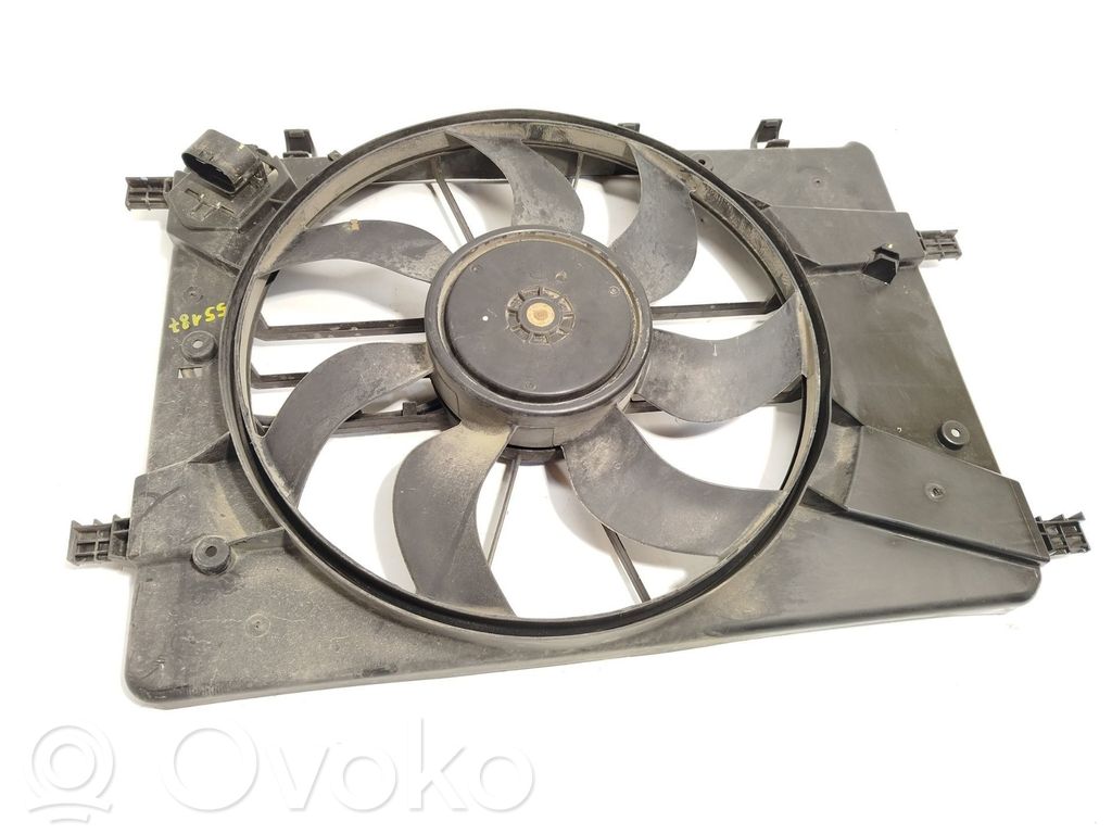 Chevrolet Cruze Elektryczny wentylator chłodnicy 