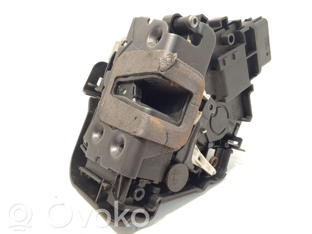 Ford S-MAX Priekšpusē slēdzene 