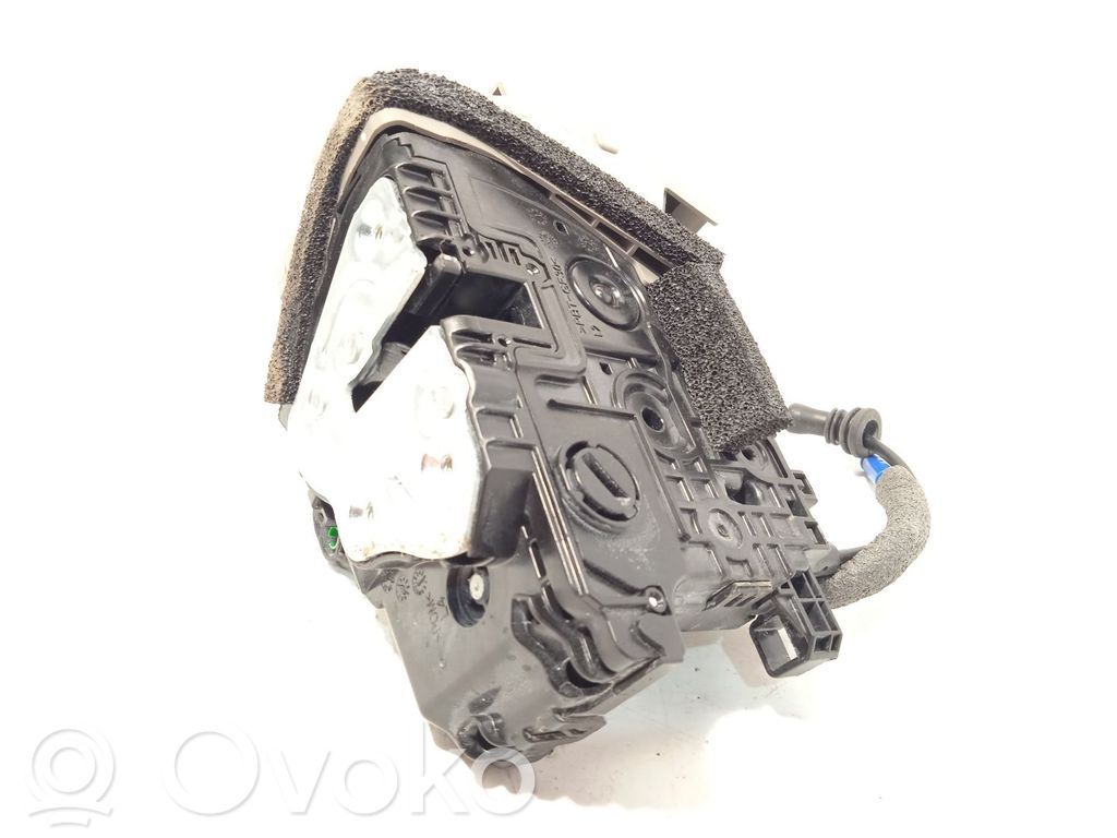 Cerradura de puerta trasera   81410J7000