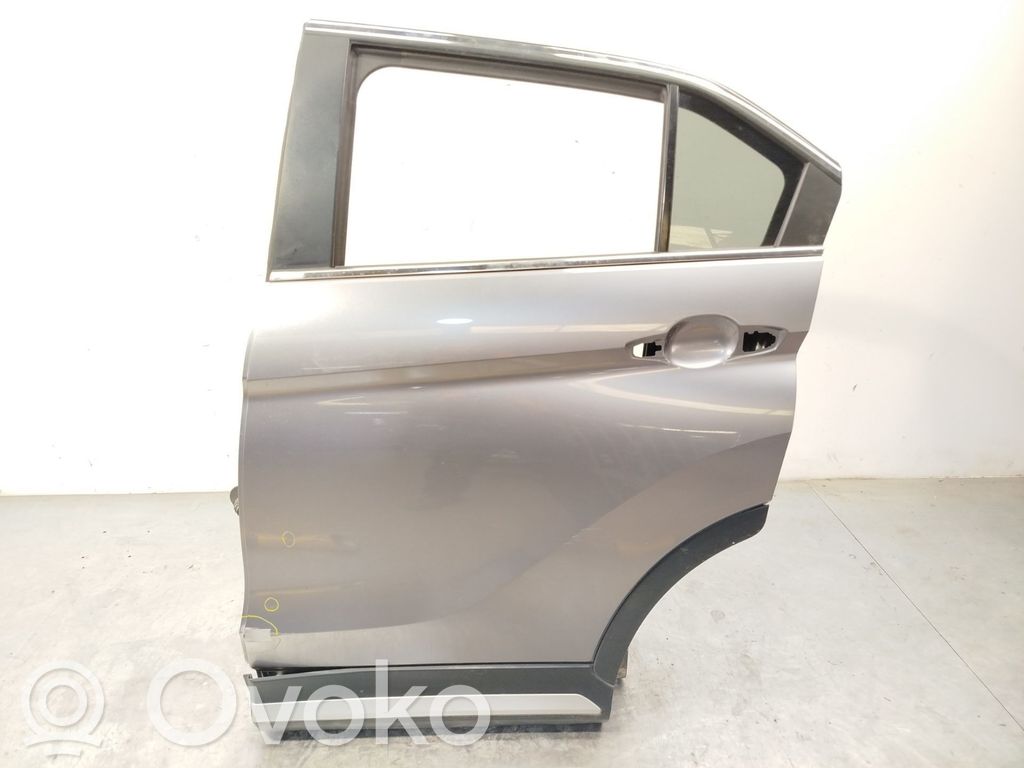 Toyota C-HR I Puerta trasera