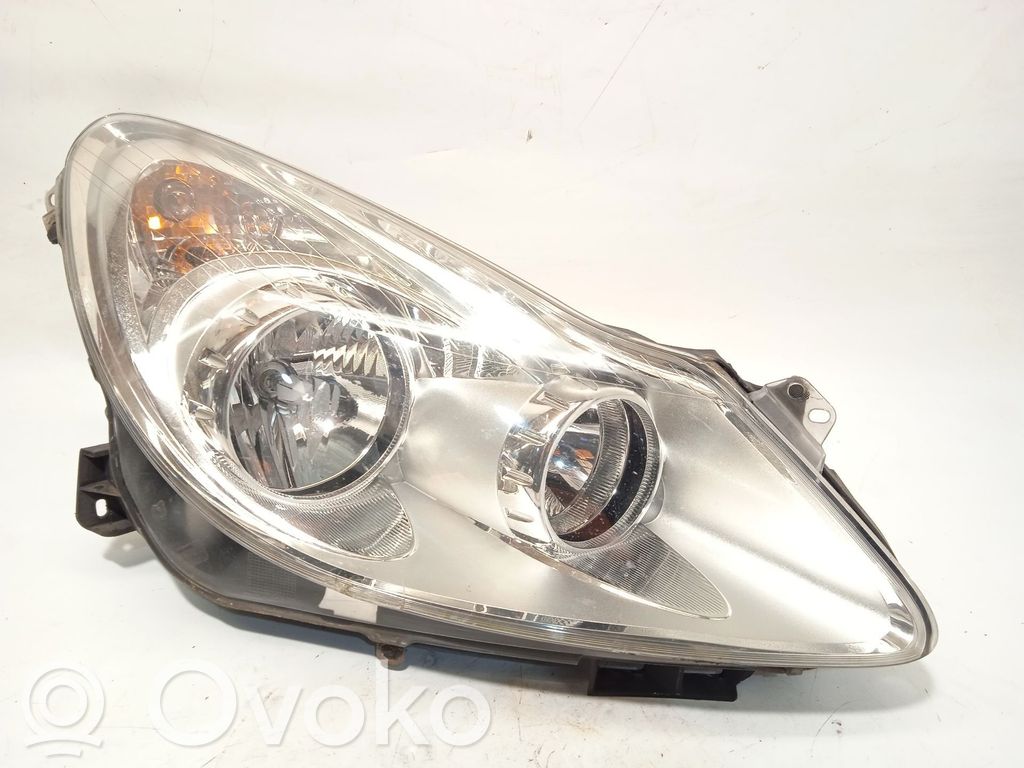 Opel Corsa C Phare frontale 