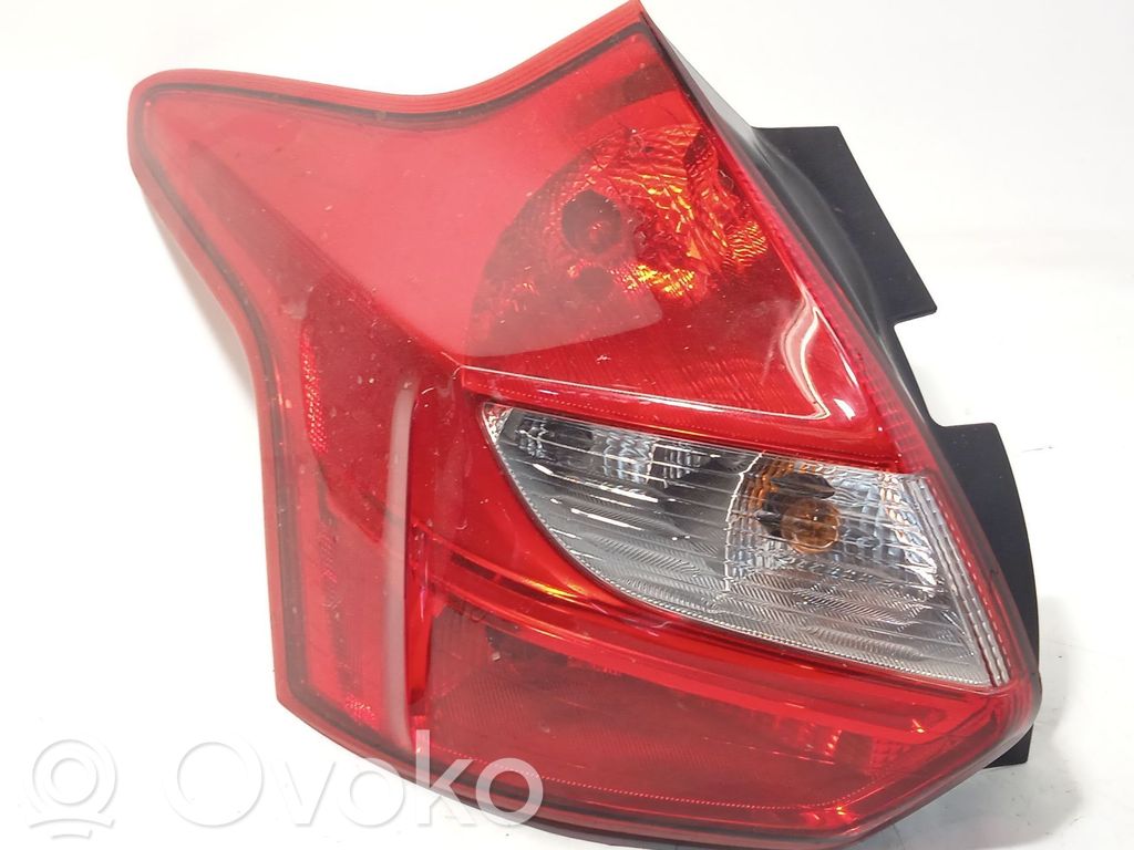 Ford Focus Luz trasera/de freno 