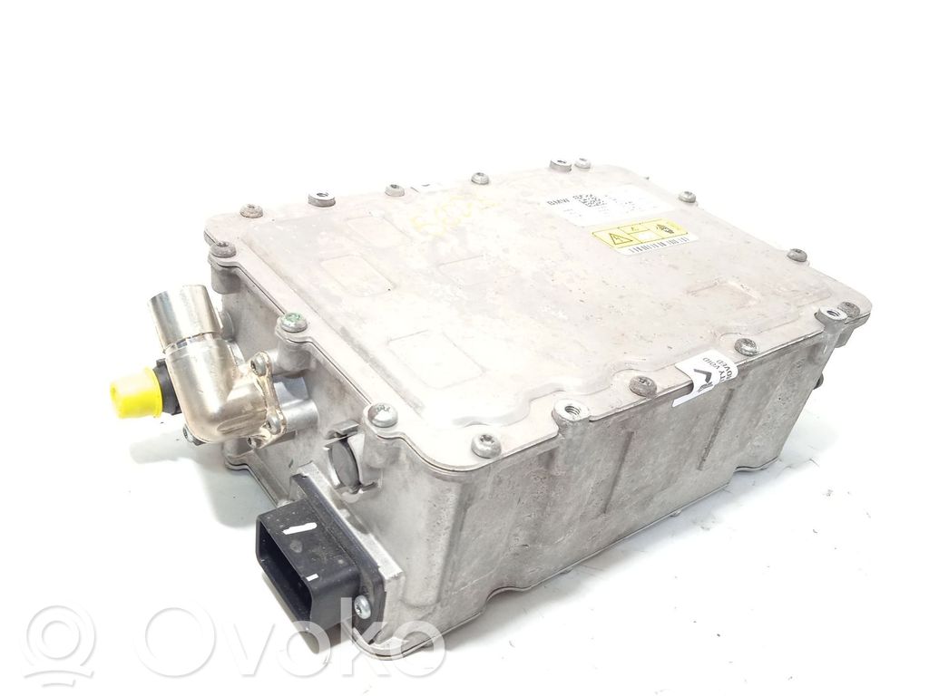 Inversor/convertidor de voltaje   9469686,61449469686
