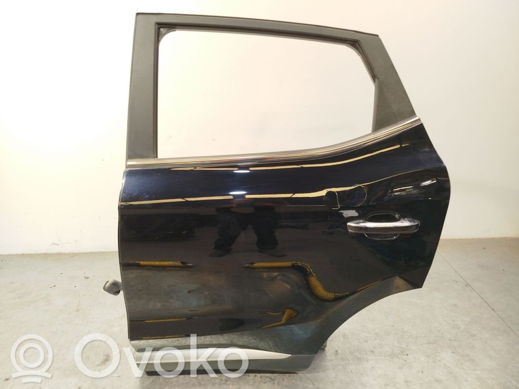 MG ZS Puerta trasera 