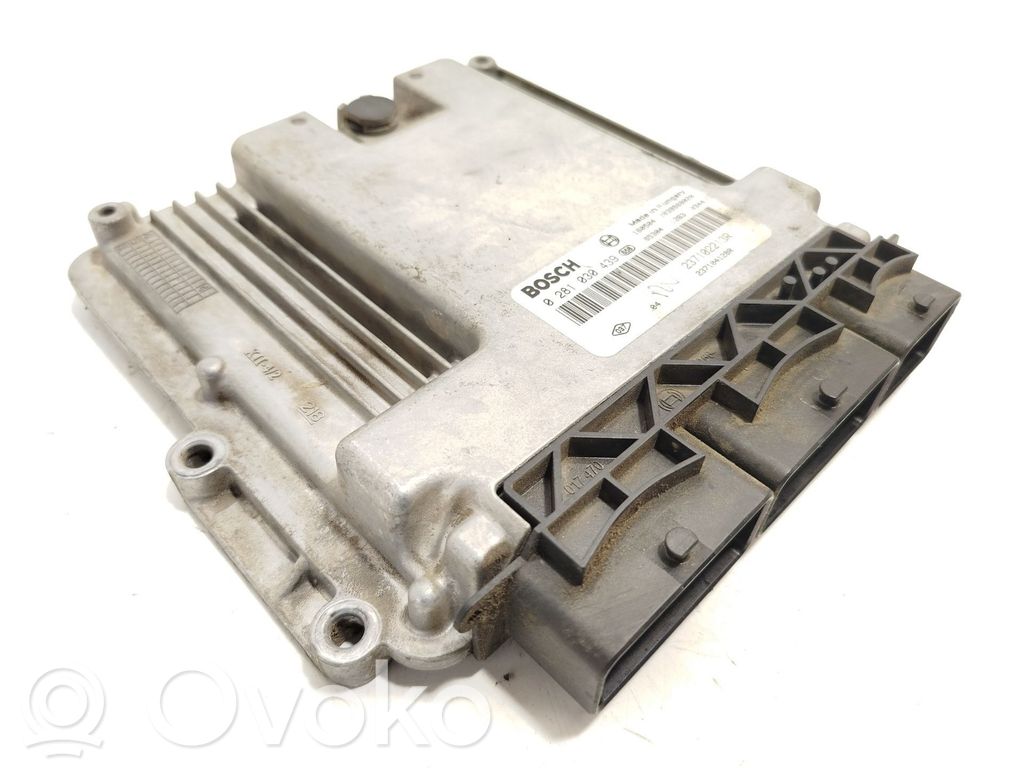 Unidad de control/módulo del motor   237102213R,237104128R,0281030439