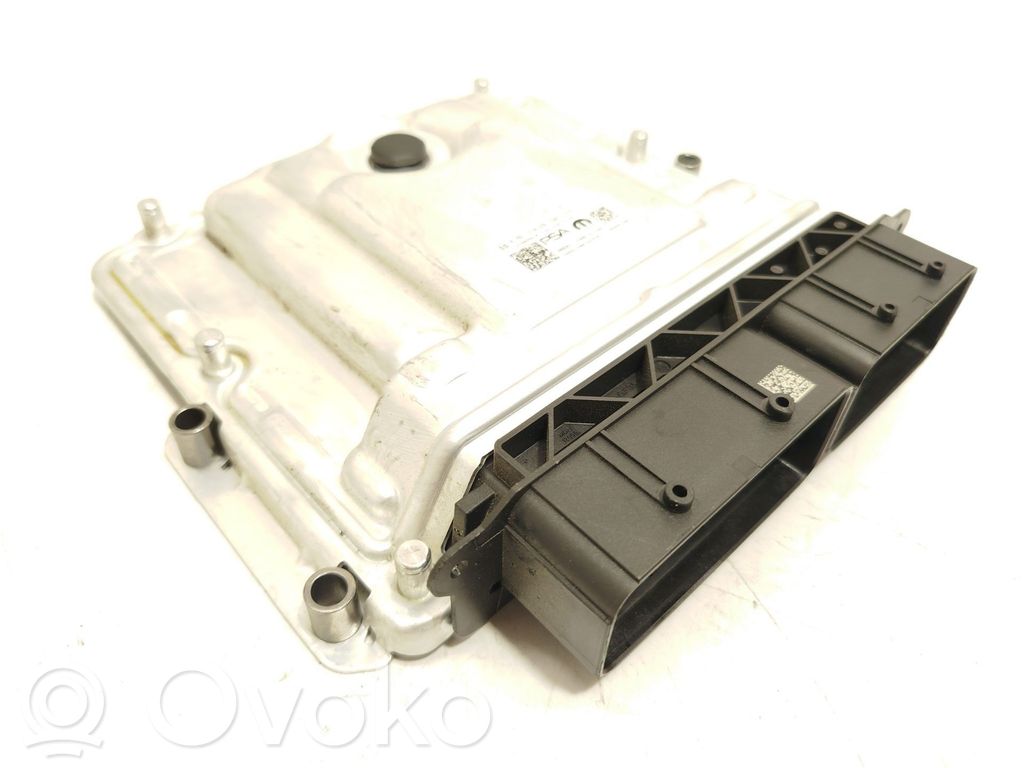 Peugeot 208 II Engine control unit/module 