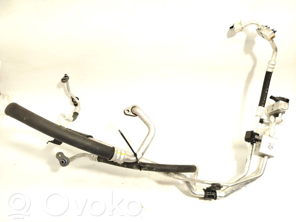 Ilmastointilaitteen putki (A/C)   97777AO020