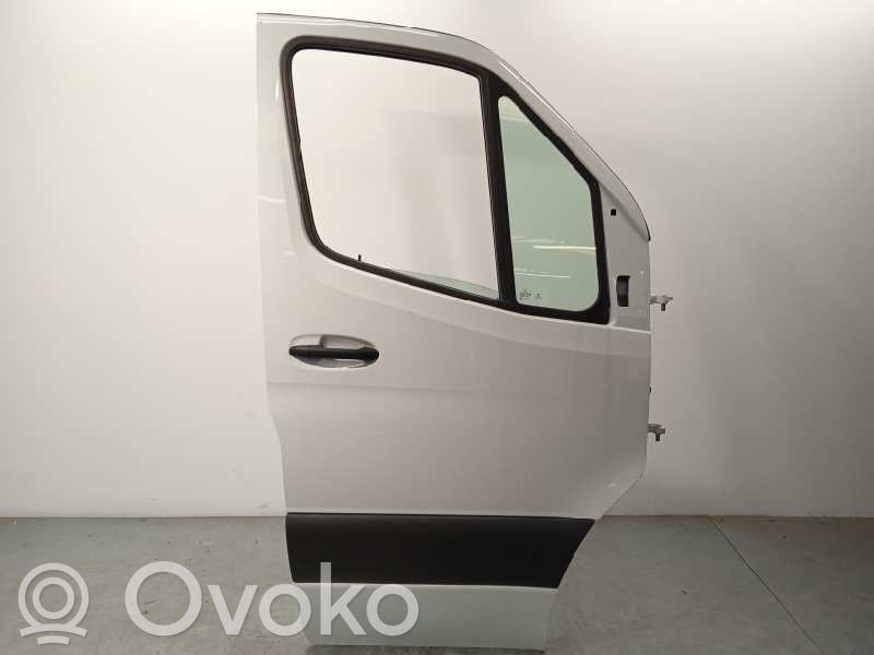 Mercedes-Benz Sprinter W907 W910 Drzwi przednie 
