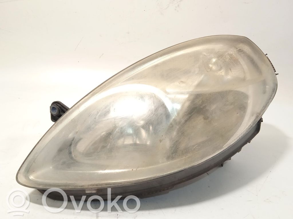 Lancia Ypsilon Headlight/headlamp 