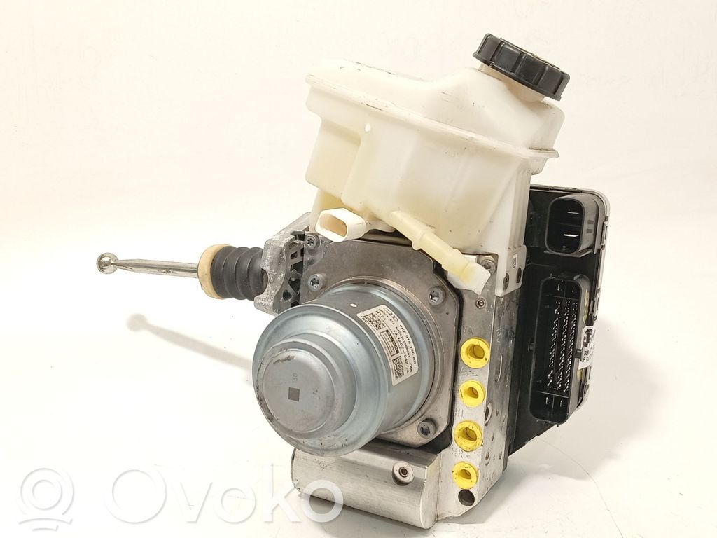 Audi e-tron ABS bloks 