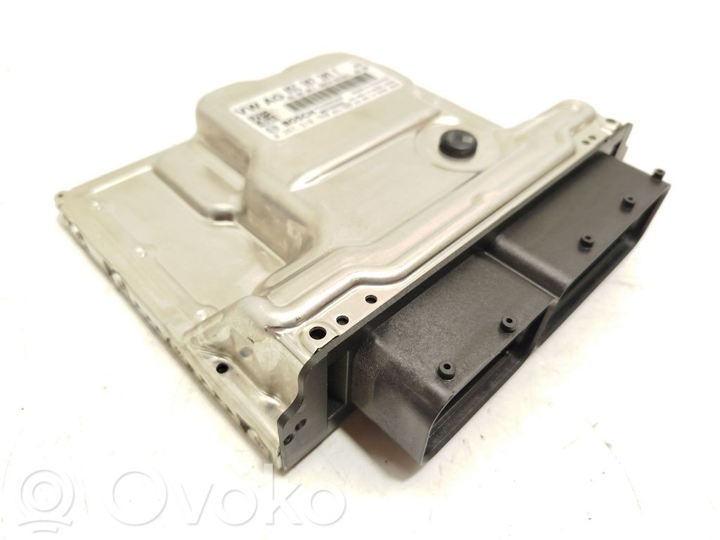 Unidad de control/módulo del motor   05C907309F,0261S107K0