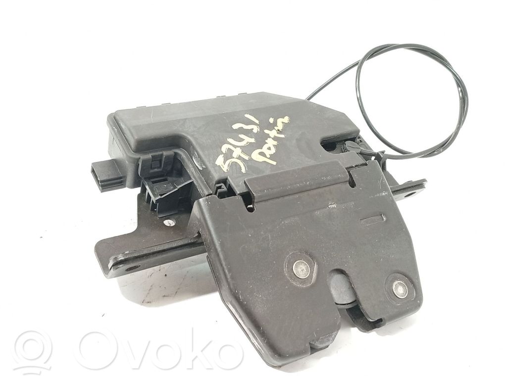 BMW X5 E53 Tailgate lock latch 