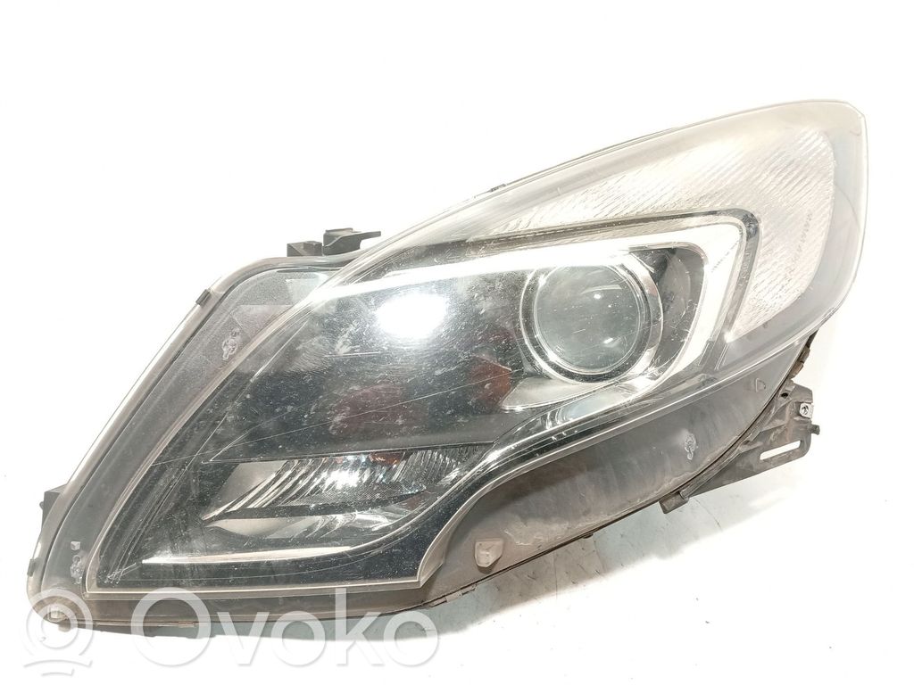 Opel Zafira B Scheinwerfer 