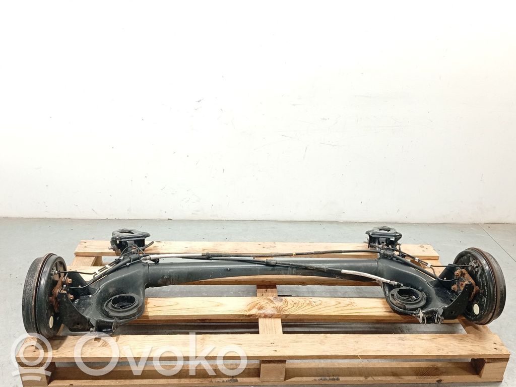 Opel Corsa E Galinis tiltas su reduktoriumi 